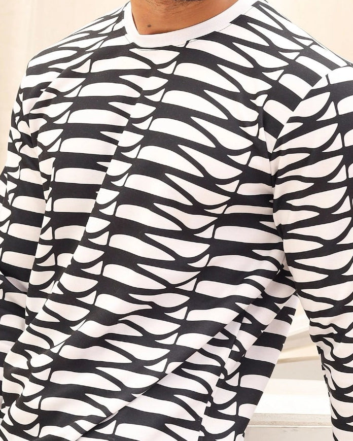 Men’s Black & White Printed Sweatshirt