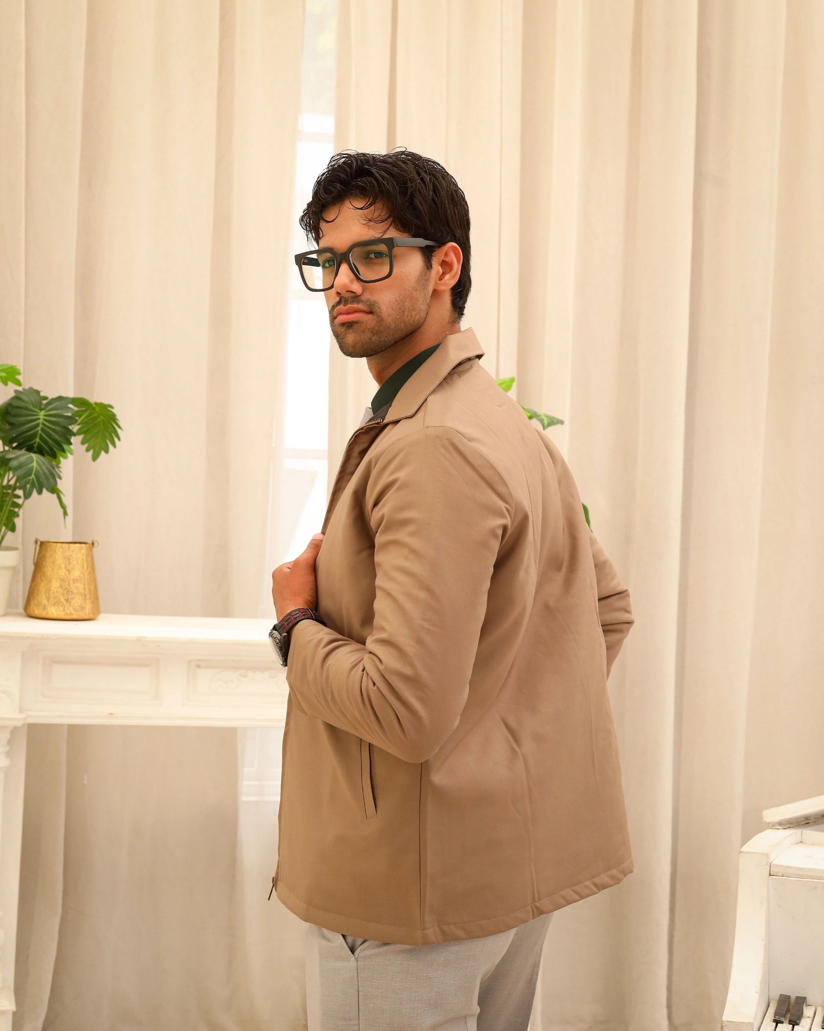 Men’s Beige Lightweight Casual Zip-Up Jacket