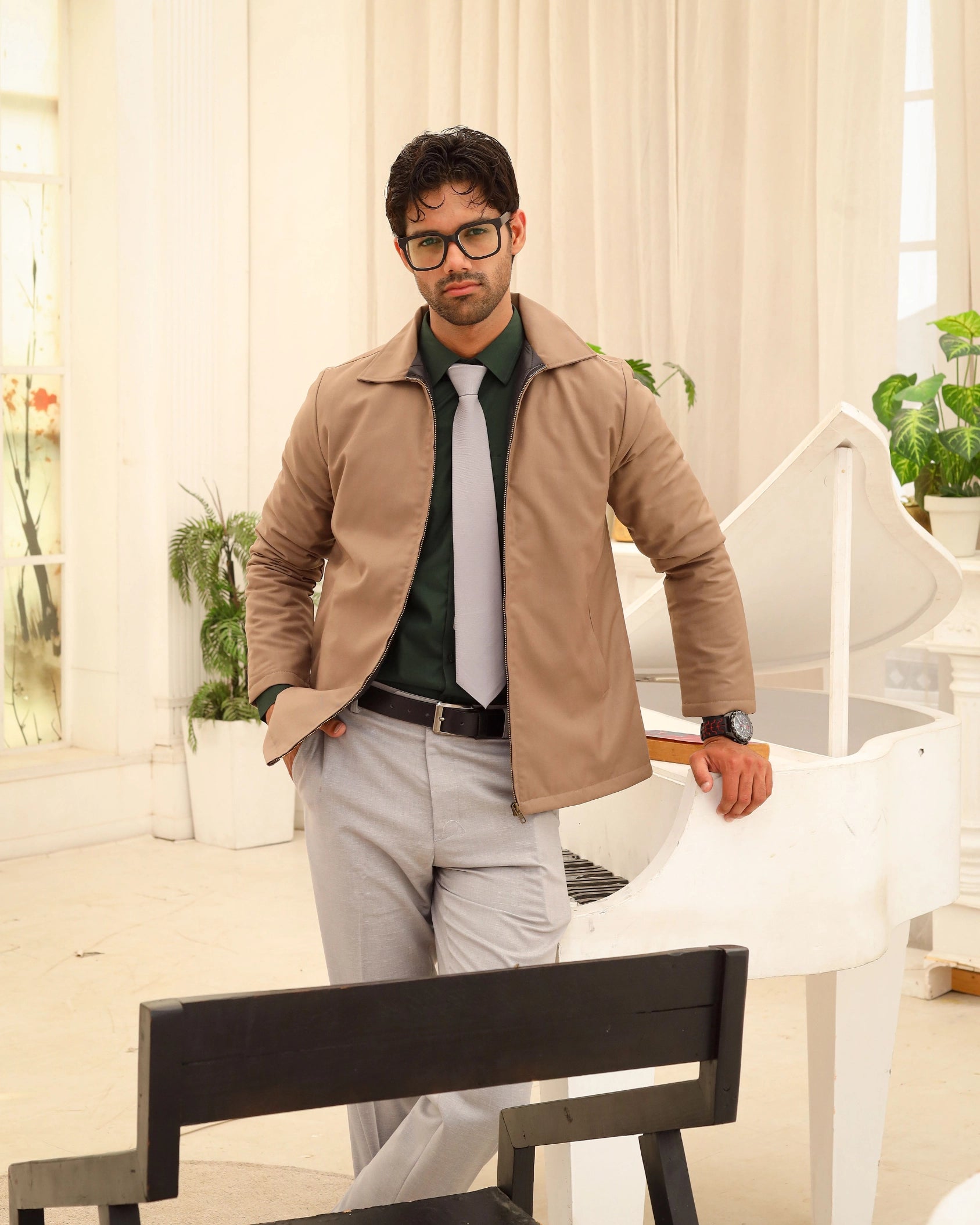 Men’s Beige Lightweight Casual Zip-Up Jacket
