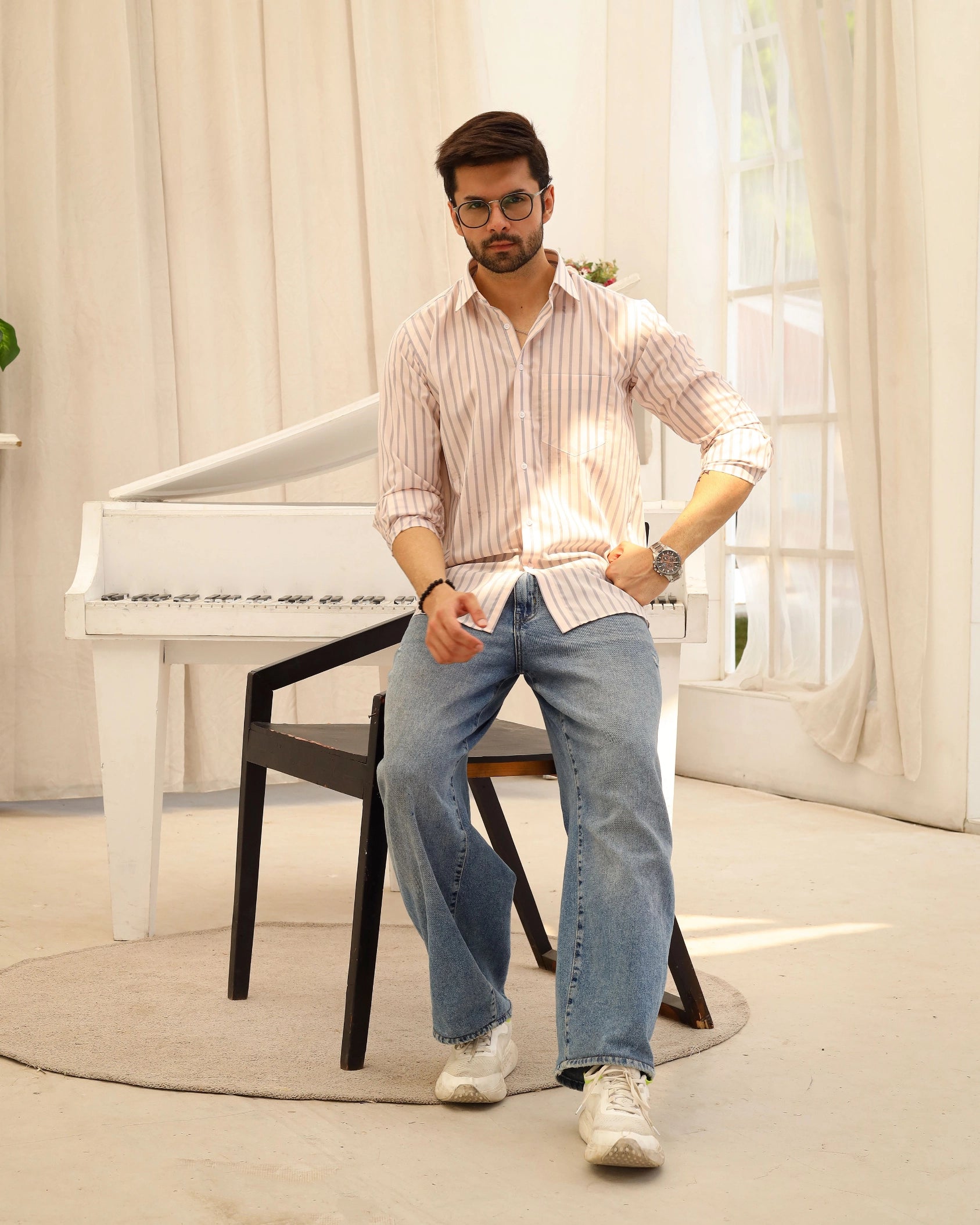 Men’s White & Light Pink Vertical Striped Casual Shirt