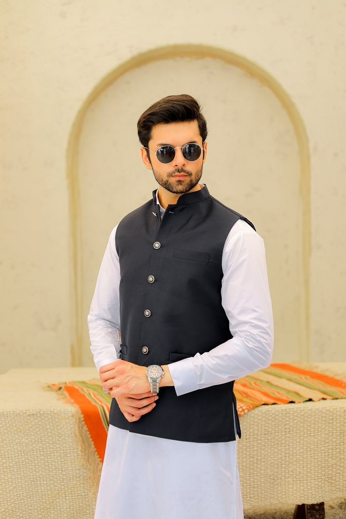 Men’s White Cotton Shalwar Kameez
