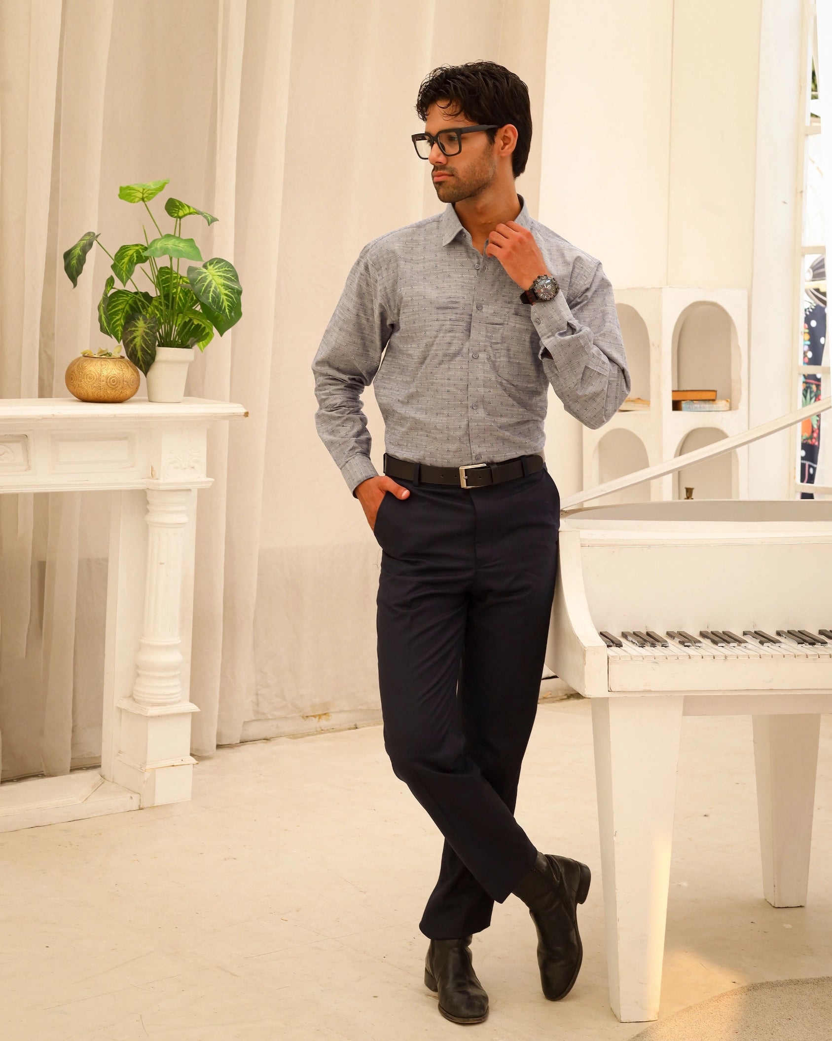 Men’s Light Grey Textured Formal Shirt