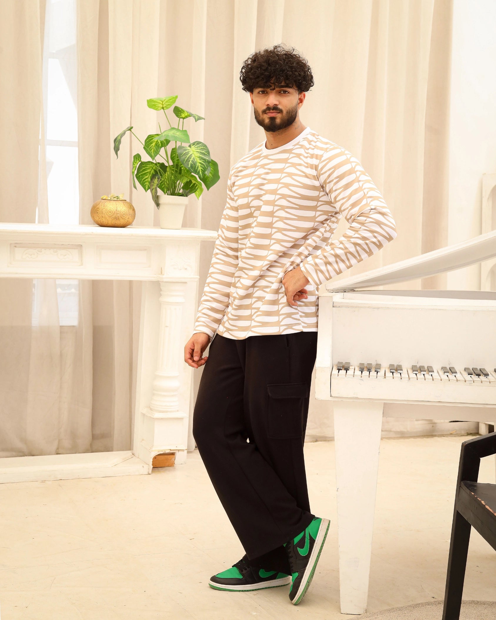 Men’s Beige & White Printed Full-Sleeve T-Shirt