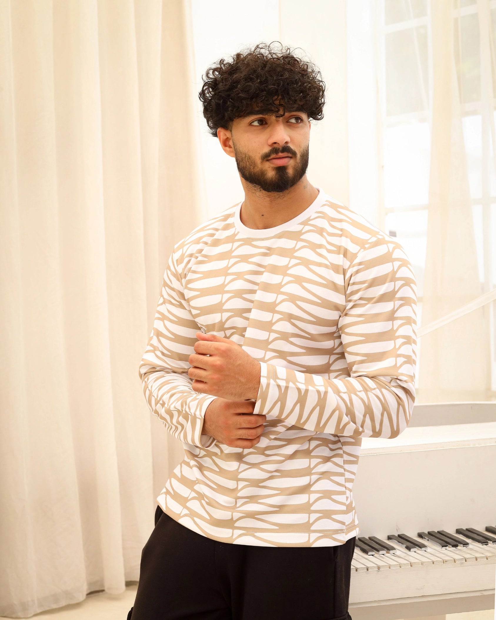 Men’s Beige & White Printed Full-Sleeve T-Shirt