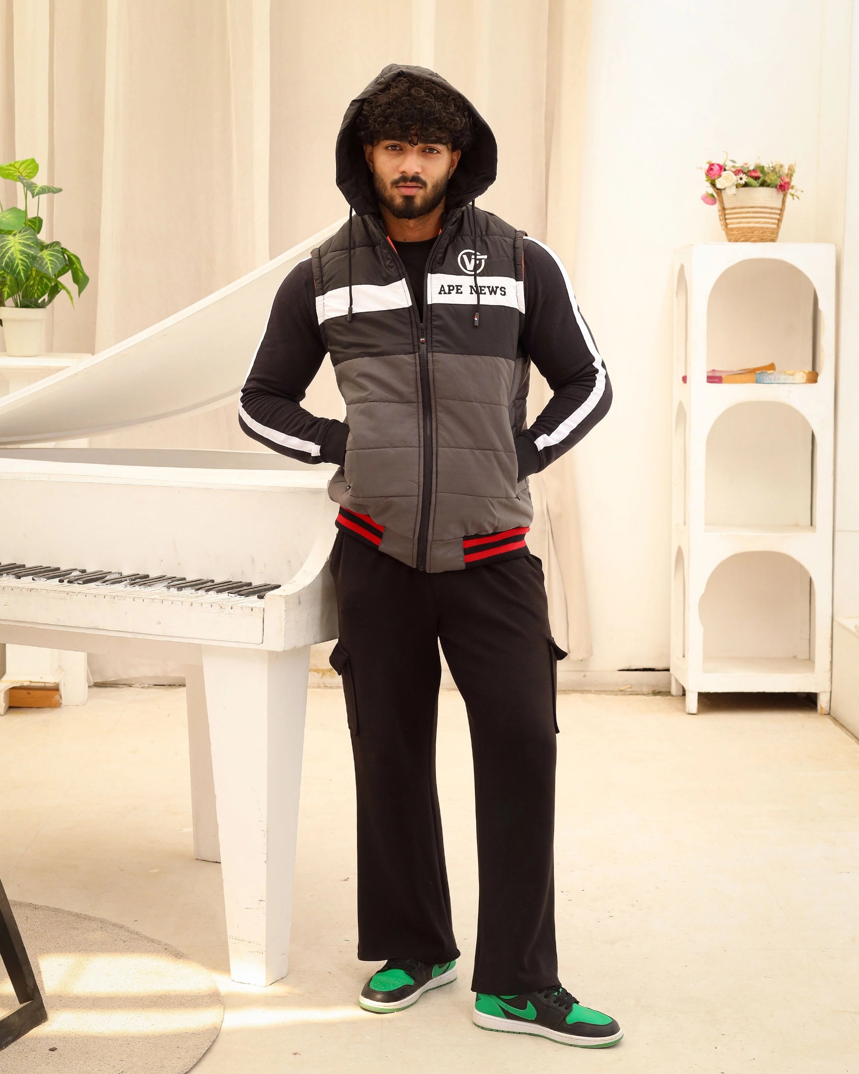 Men’s Black & Grey Hooded Puffer Jacket