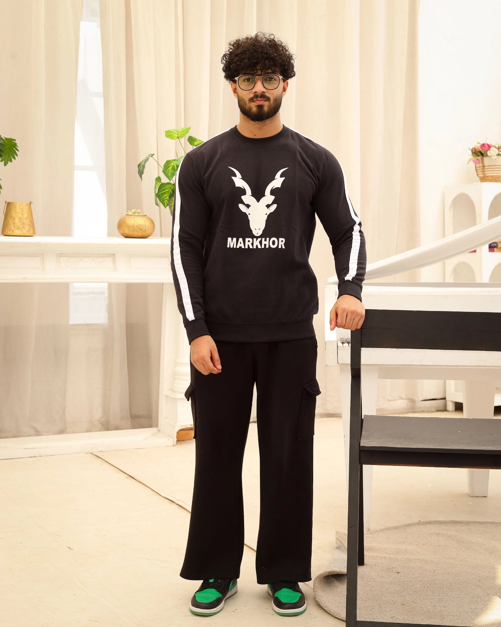 Men’s Black Graphic Printed Sweatshirt