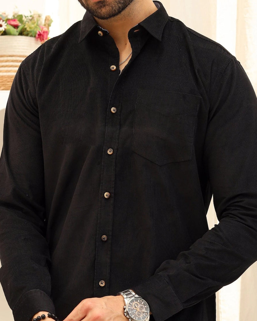 Men’s Black Solid Casual Button-Down Shirt
