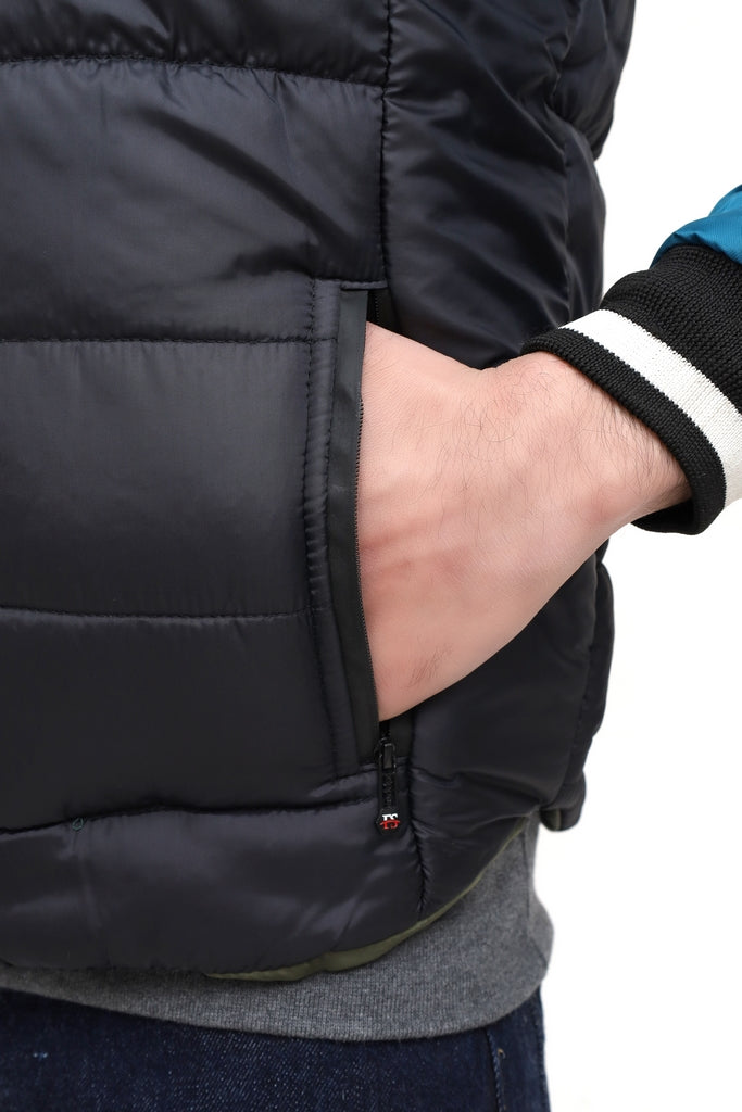Men’s Teal & Black Full Sleeve Jacket