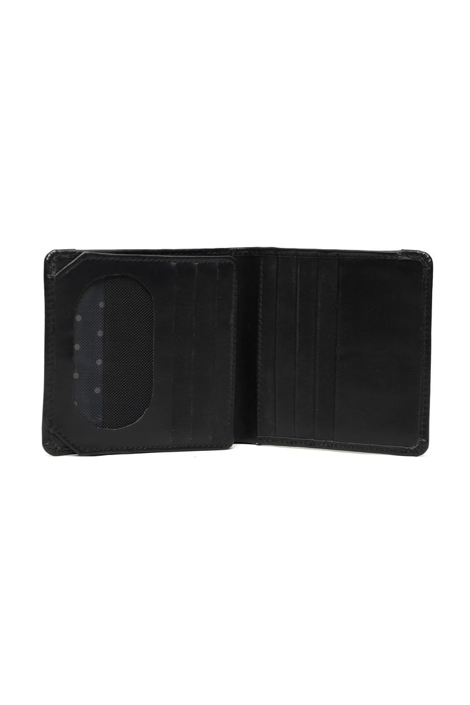 Classic Leather Wallet – Style & Smart Storage