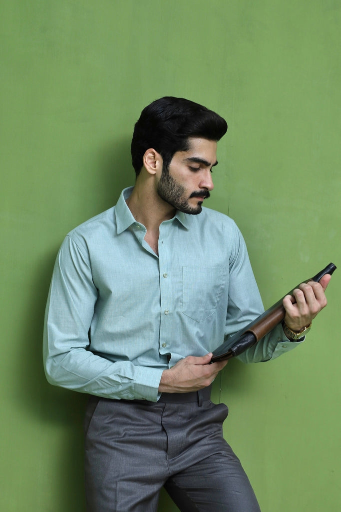 Men's Light Textured Formal Shirt