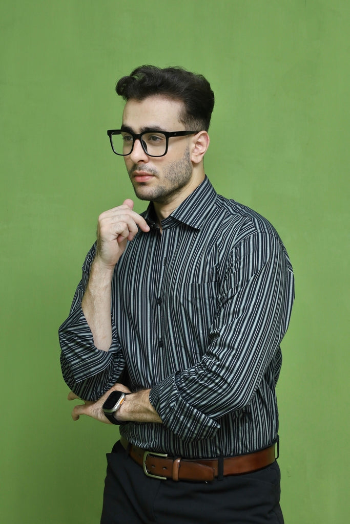 Men's Black & White Multi-Striped Formal Shirt