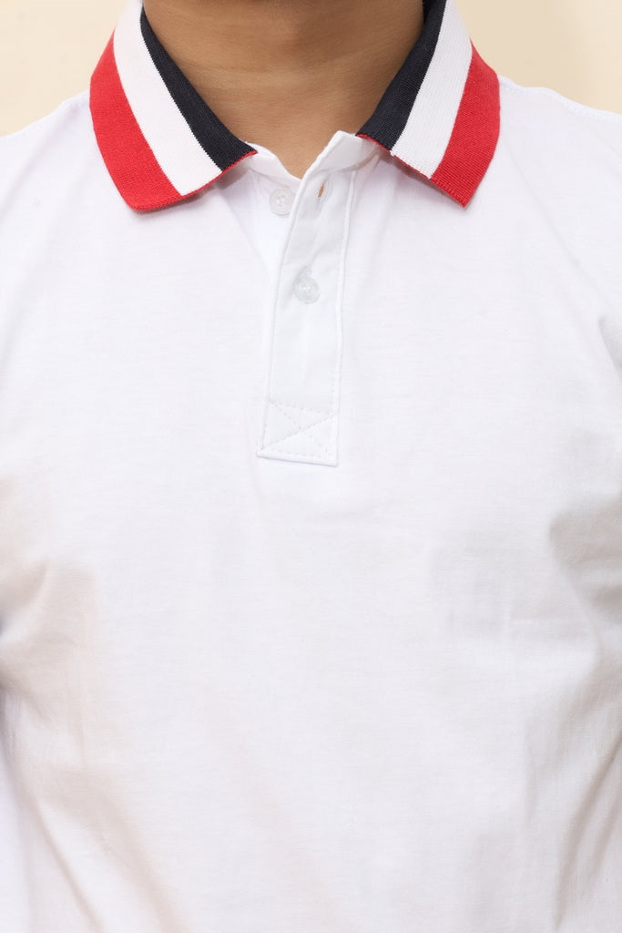 Men’s Urban White Polo with Tricolor Ribbed Collar