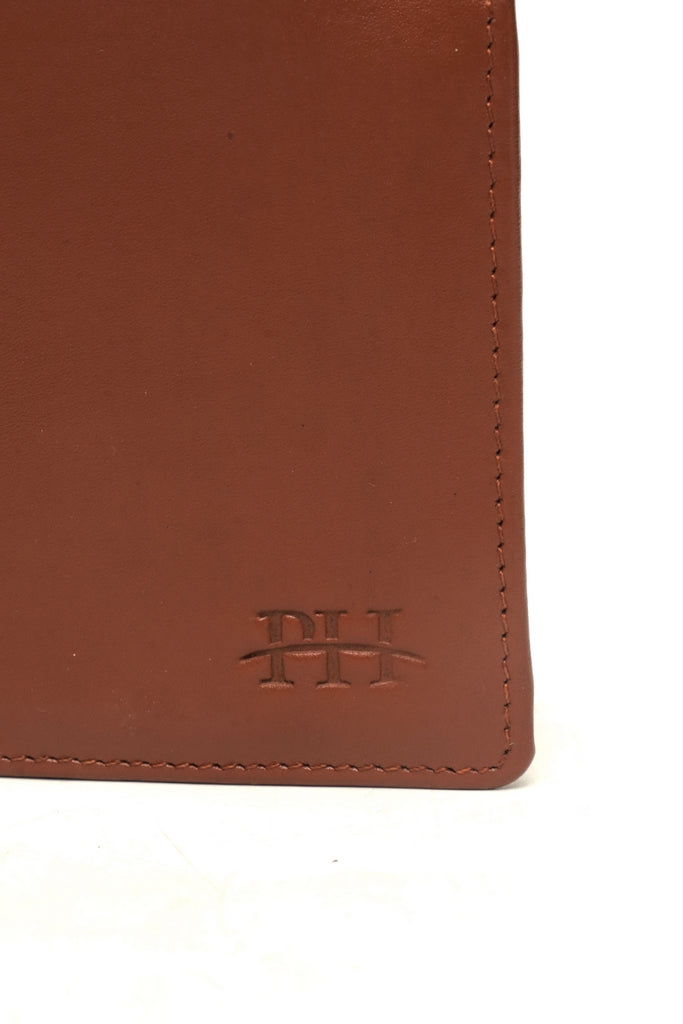 Classic Leather Wallet – Style & Smart Storage