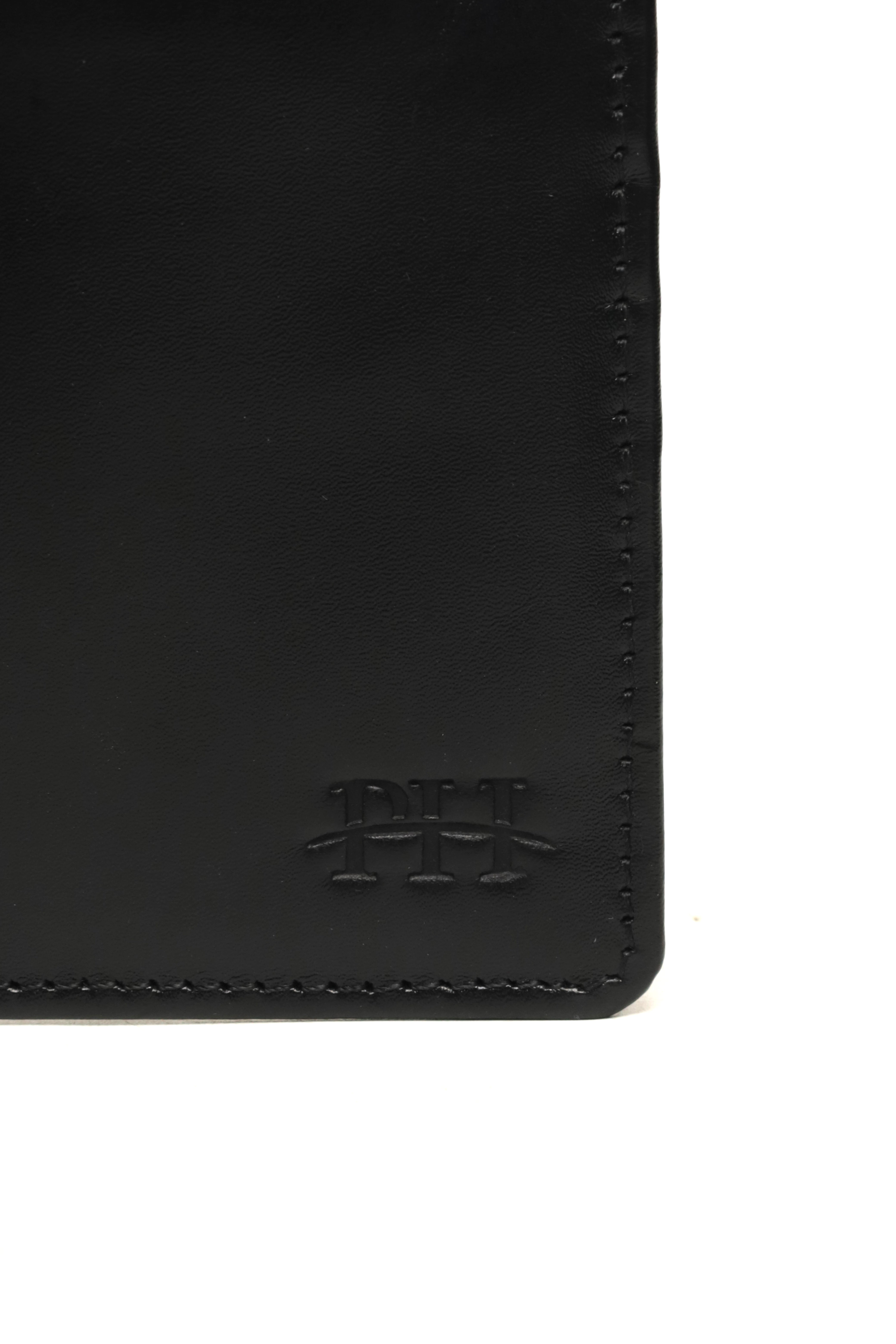 Minimalist Men's Leather Bi-Fold Wallet