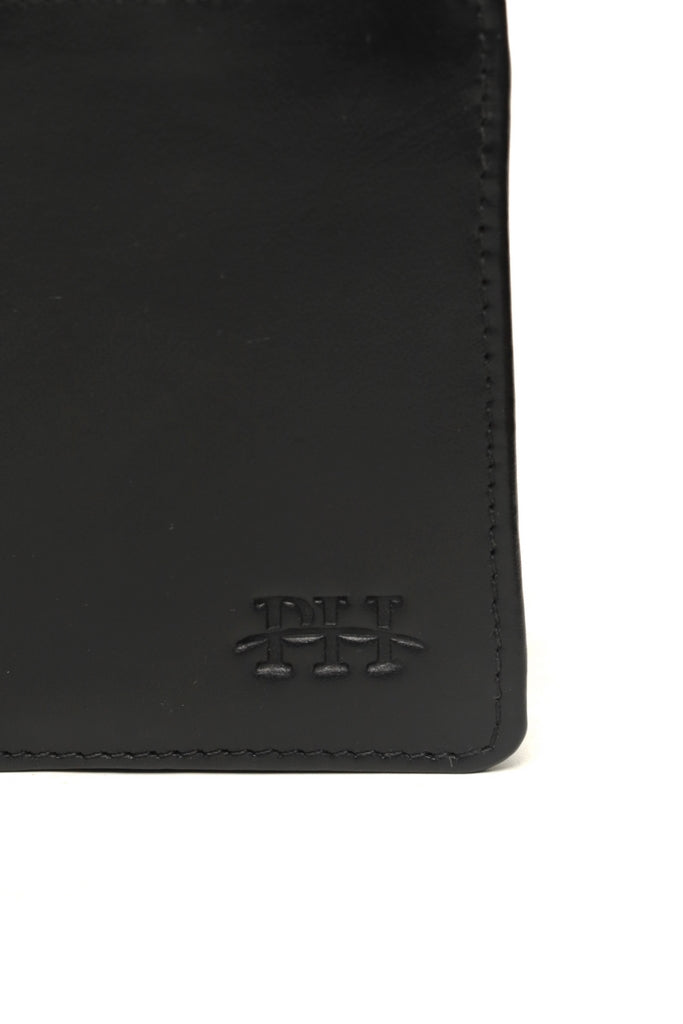 Classic Leather Wallet – Style & Smart Storage