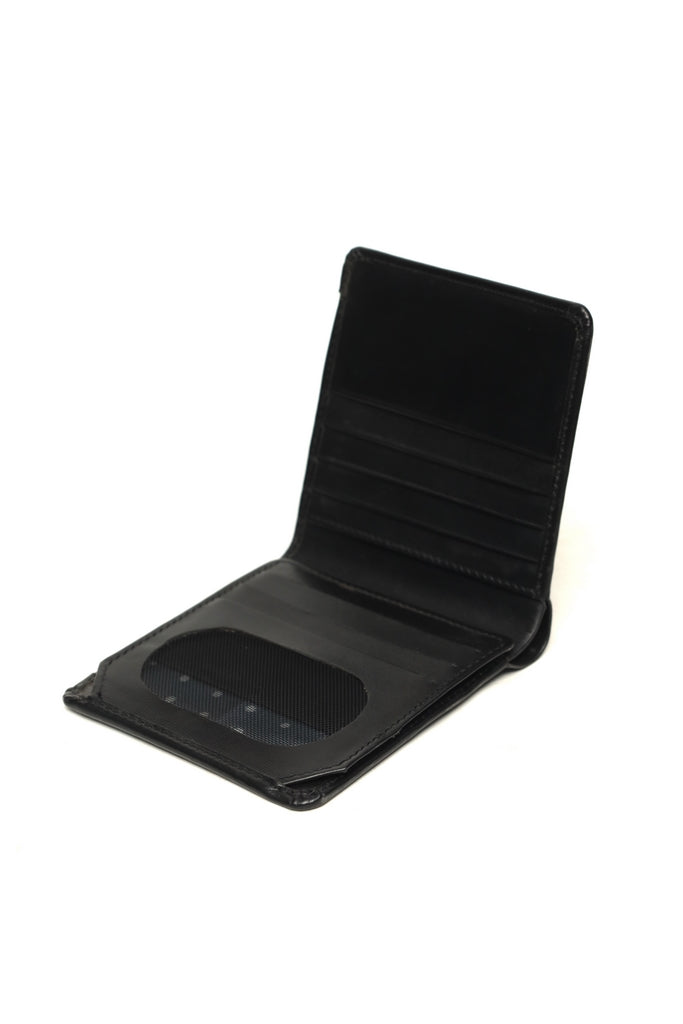 Classic Leather Wallet – Style & Smart Storage